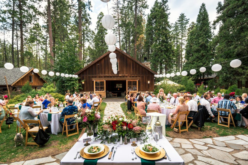 Outdoor wedding reception at Evergreen Lodge